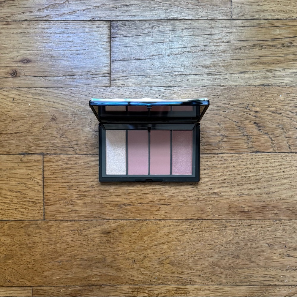 NWT NARS Cosmetics Hot Fix cheek palette